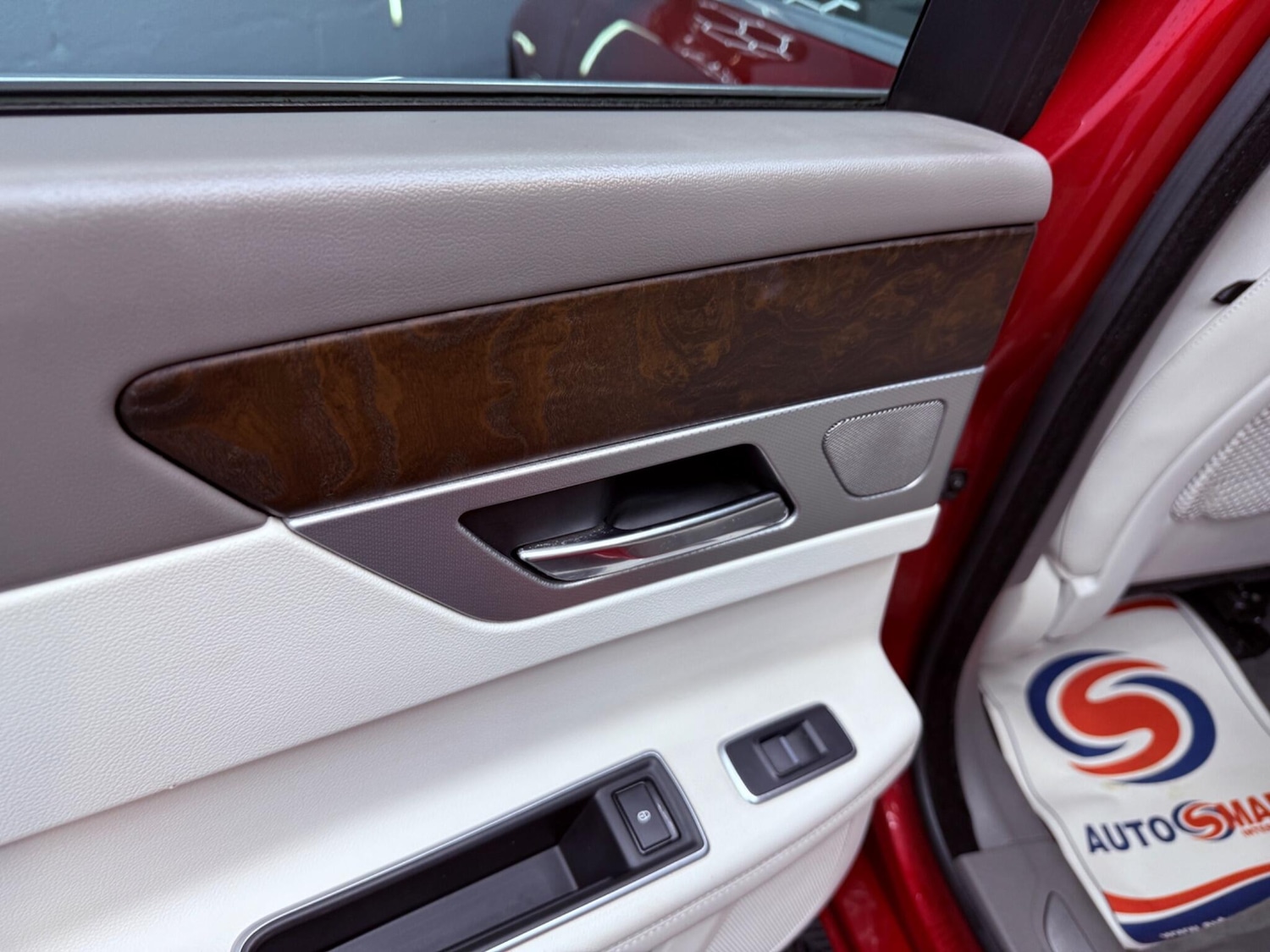 Used Jaguar XF 2017 for sale - 77386962: Photo 33