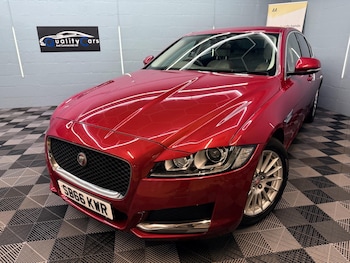 Used Jaguar XF 2017 for sale - 77386962: Photo
