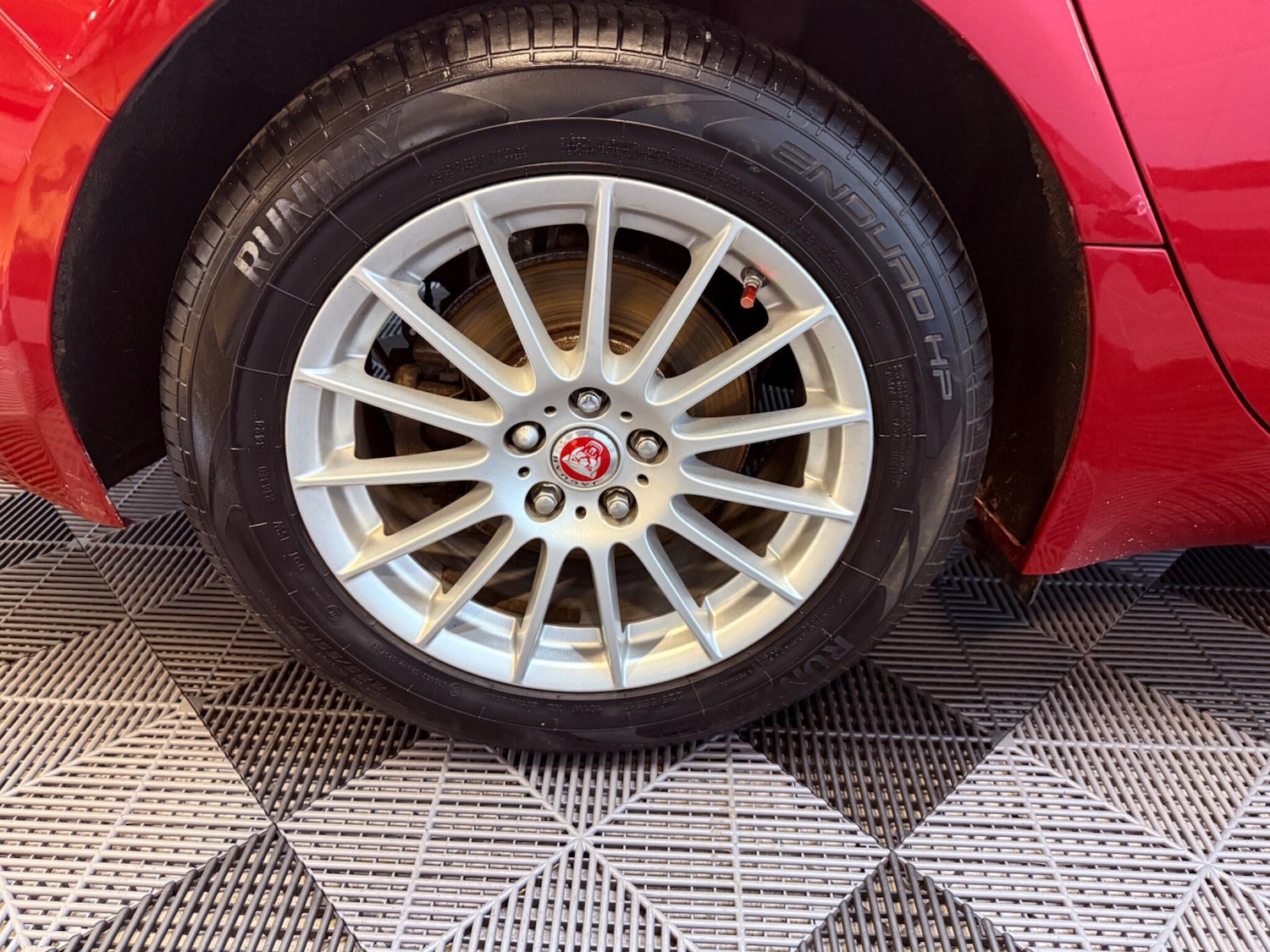 Used Jaguar XF 2017 for sale - 77386962: Photo 41