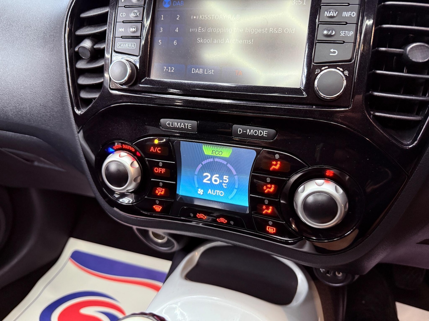 Used Nissan Juke 2015 for sale - 76270435: Photo 10