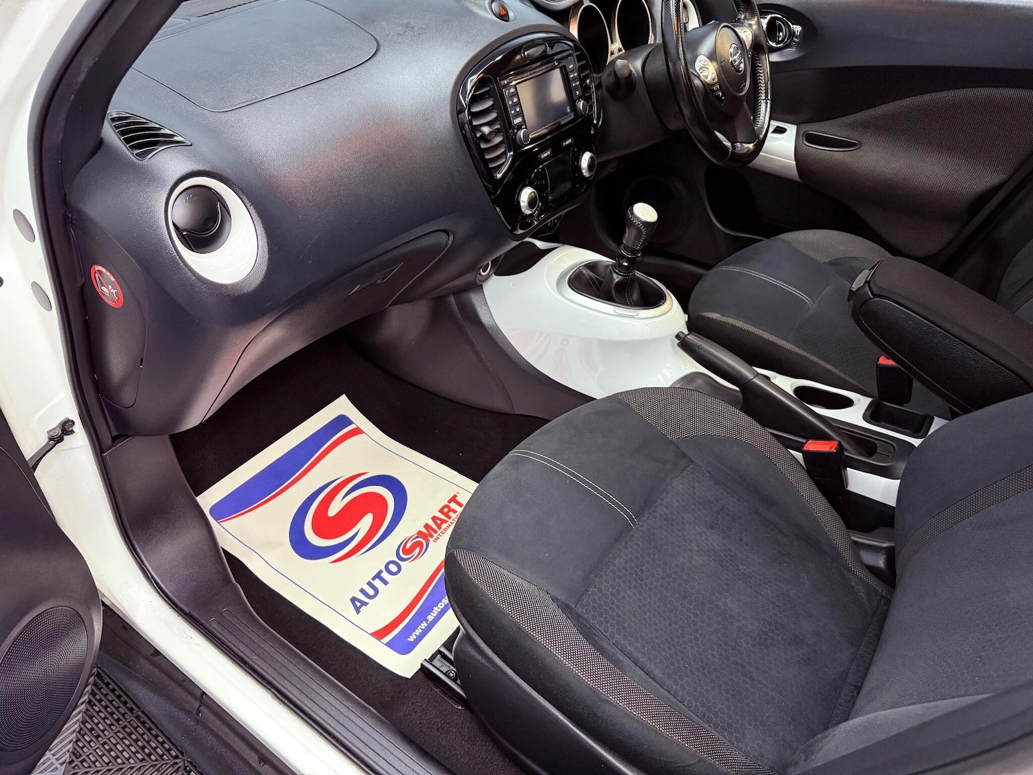 Used Nissan Juke 2015 for sale - 76270435: Photo 28