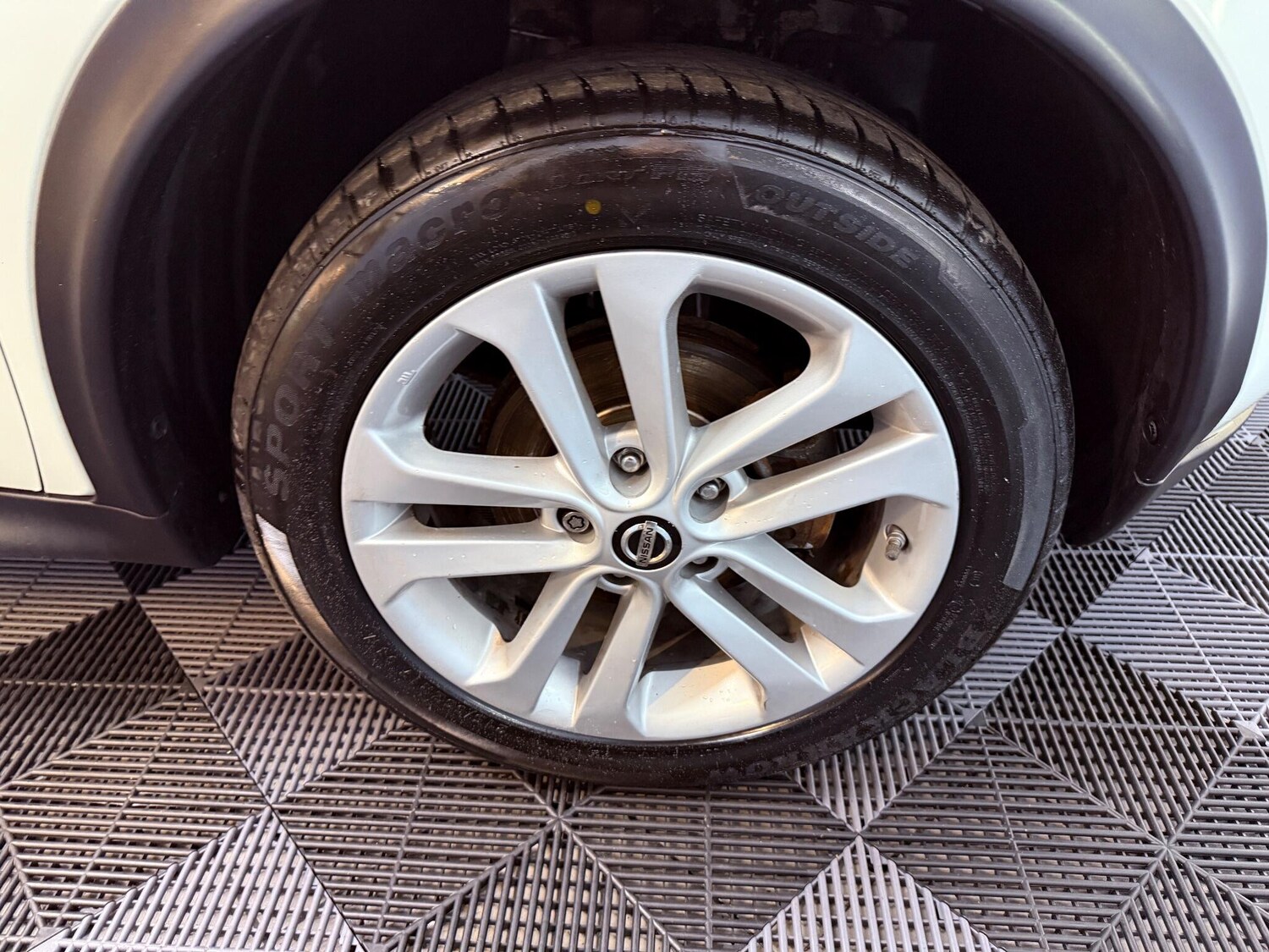 Used Nissan Juke 2015 for sale - 76270435: Photo 48