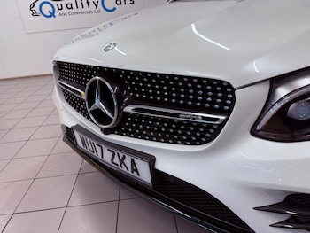 Used Mercedes-Benz GLC 2017 for sale - 75414335: Photo