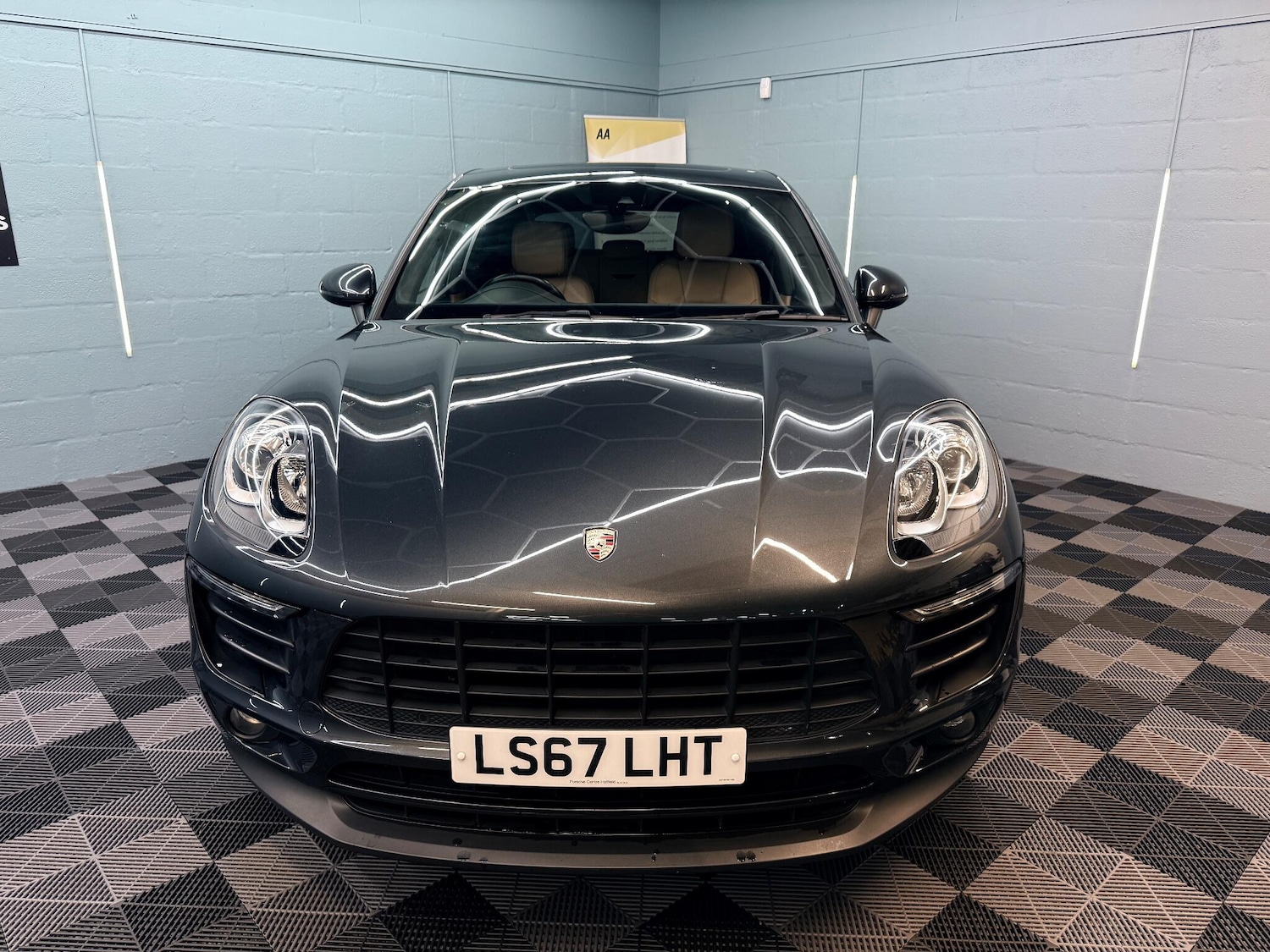 Used Porsche Macan 2017 for sale - 77351671: Photo 10