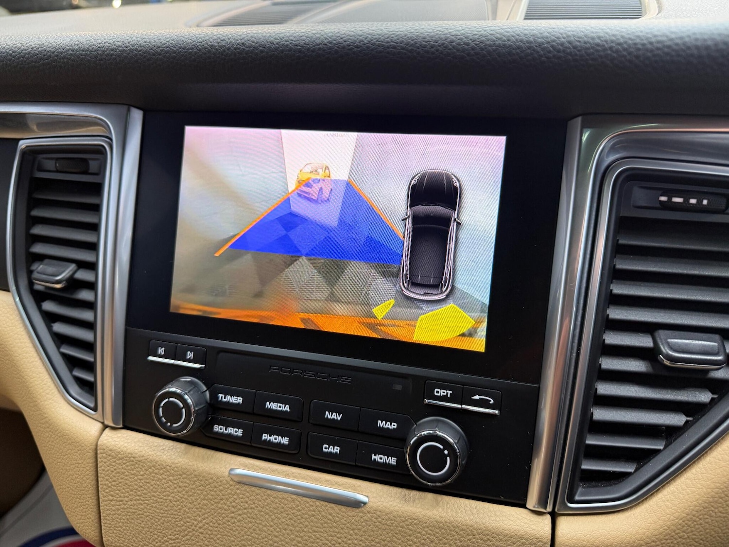 Used Porsche Macan 2017 for sale - 77351671: Photo 11