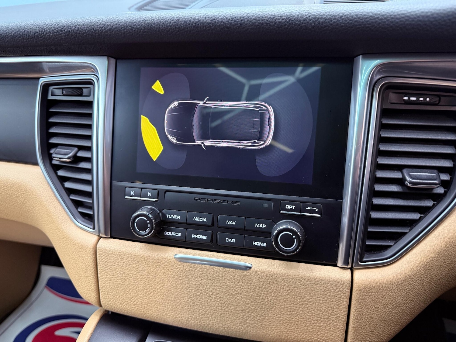 Used Porsche Macan 2017 for sale - 77351671: Photo 23