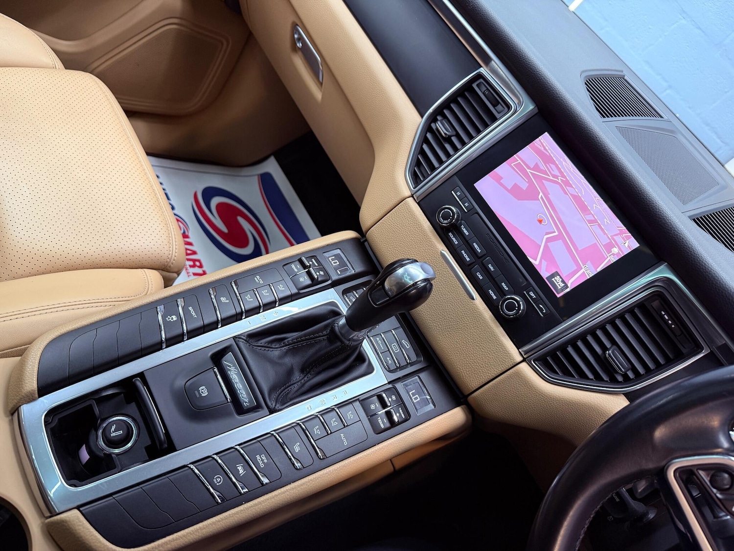 Used Porsche Macan 2017 for sale - 77351671: Photo 28