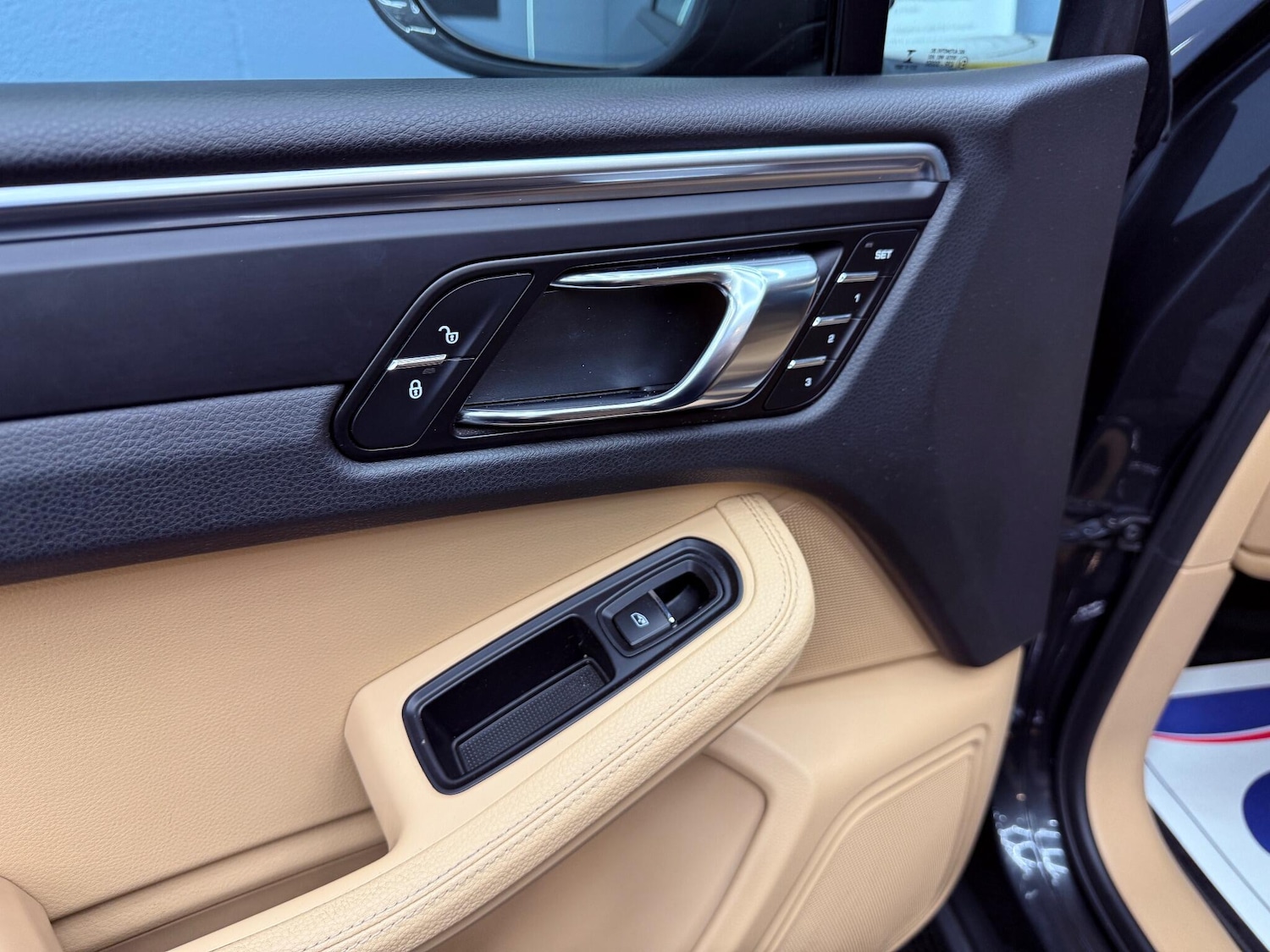 Used Porsche Macan 2017 for sale - 77351671: Photo 34