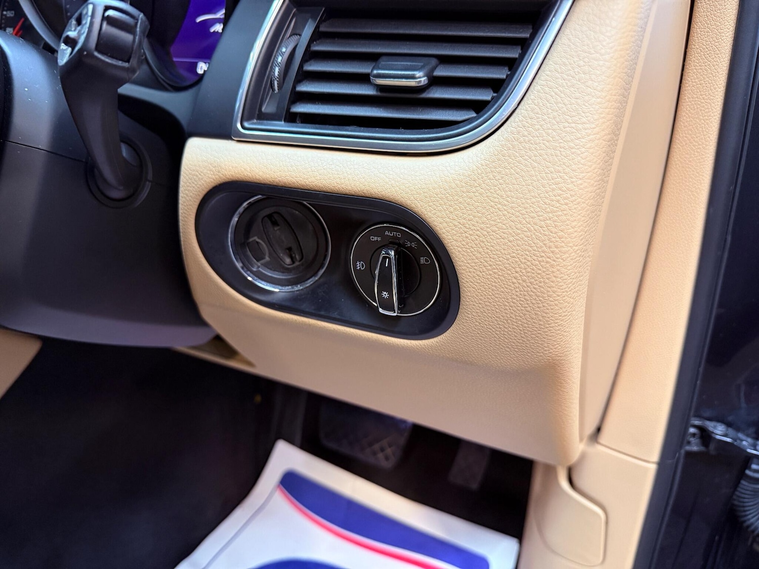 Used Porsche Macan 2017 for sale - 77351671: Photo 70