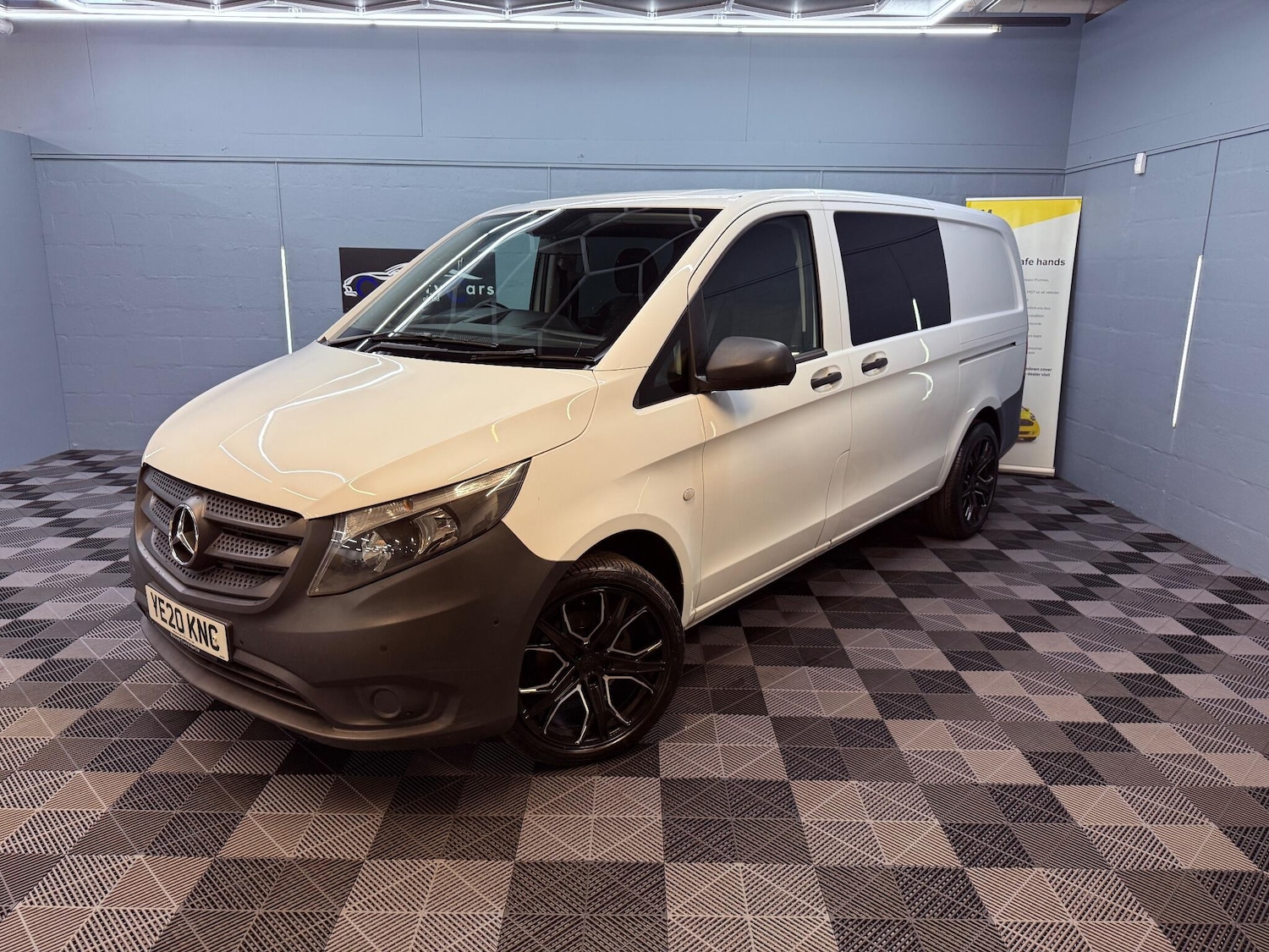 Used Mercedes-Benz Vito 2020 for sale - 76597286: Photo 2