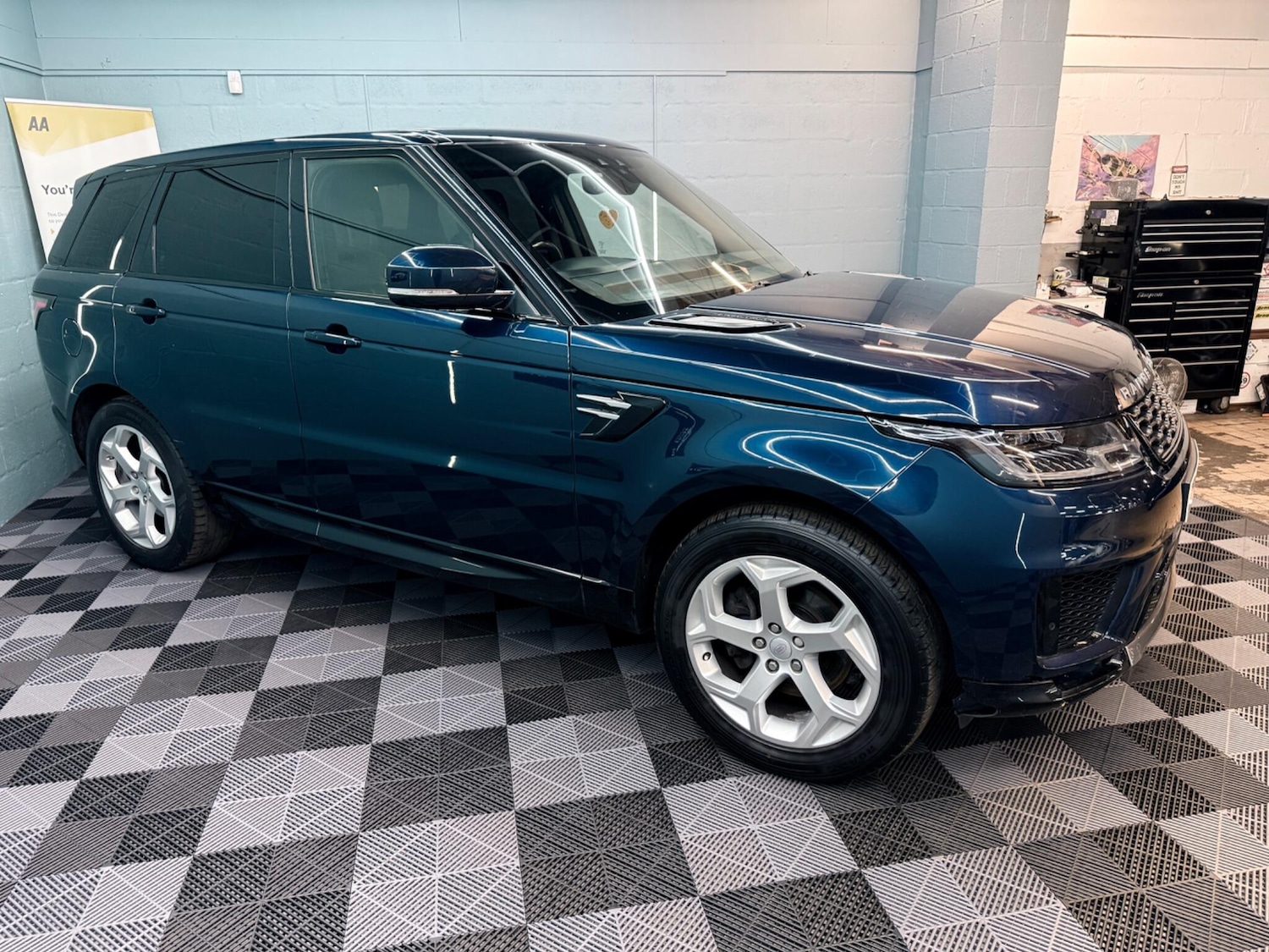 Used Land Rover Range Rover Sport 2019 for sale - 76965574: Photo 3