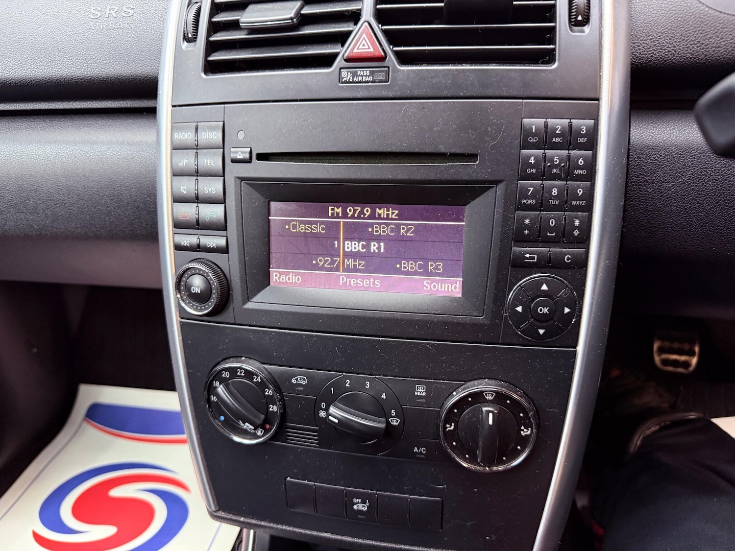 Used Mercedes-Benz A-Class 2011 for sale - 76952341: Photo 10