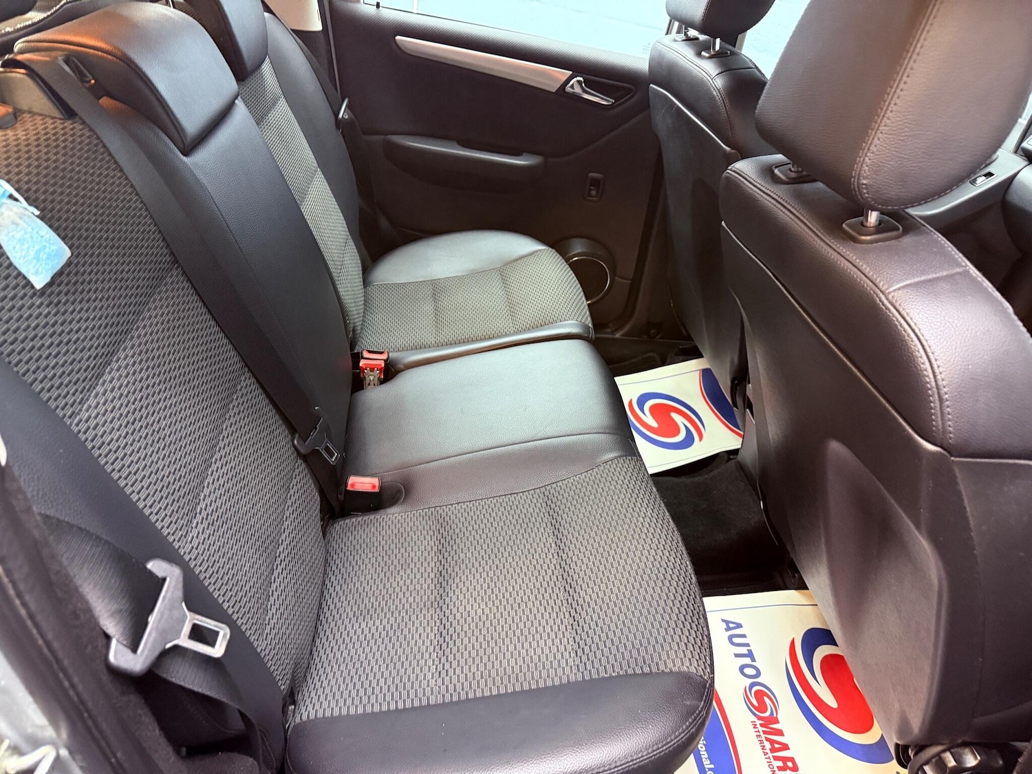 Used Mercedes-Benz A-Class 2011 for sale - 76952341: Photo 32