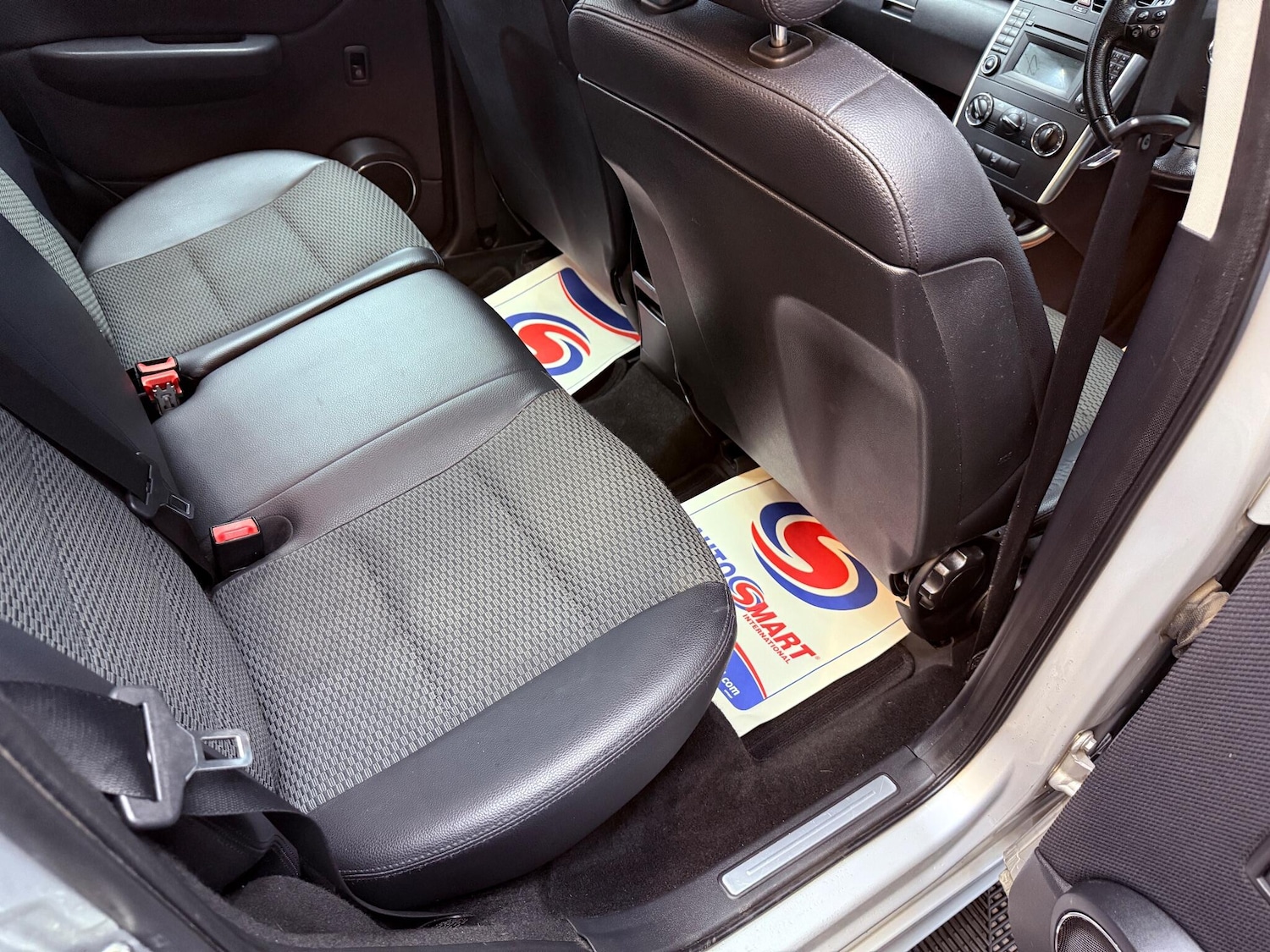 Used Mercedes-Benz A-Class 2011 for sale - 76952341: Photo 33