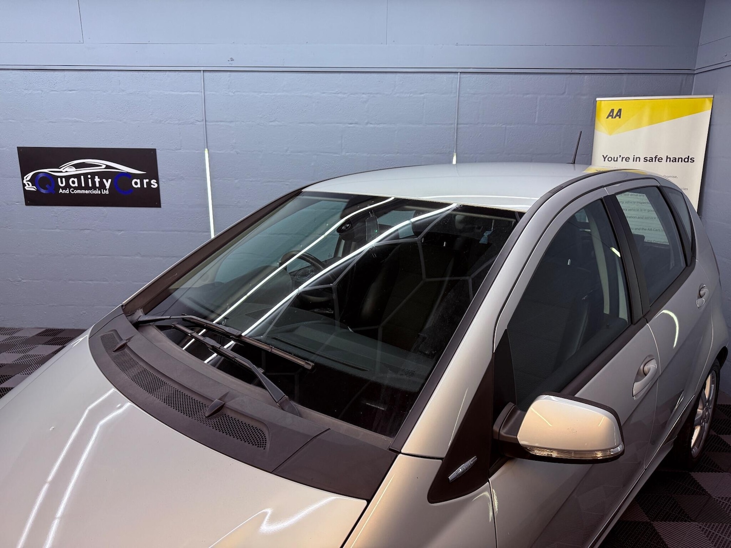 Used Mercedes-Benz A-Class 2011 for sale - 76952341: Photo 4