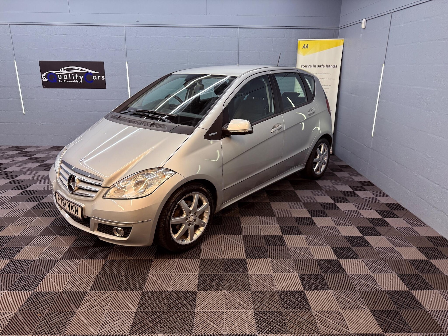 Used Mercedes-Benz A-Class 2011 for sale - 76952341: Photo 5