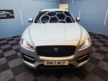 Used Jaguar F-Pace 2017 for sale - 78006656: Photo