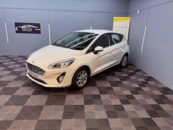 Used Ford Fiesta 2017 for sale - 76771781: Photo