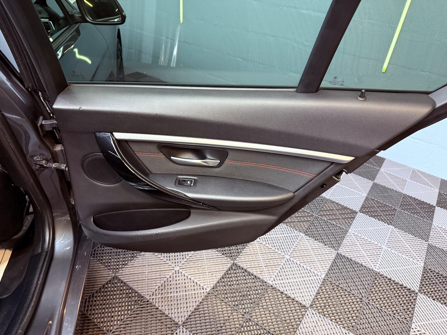 Used BMW 3 Series 2018 for sale - 76771756: Photo 41