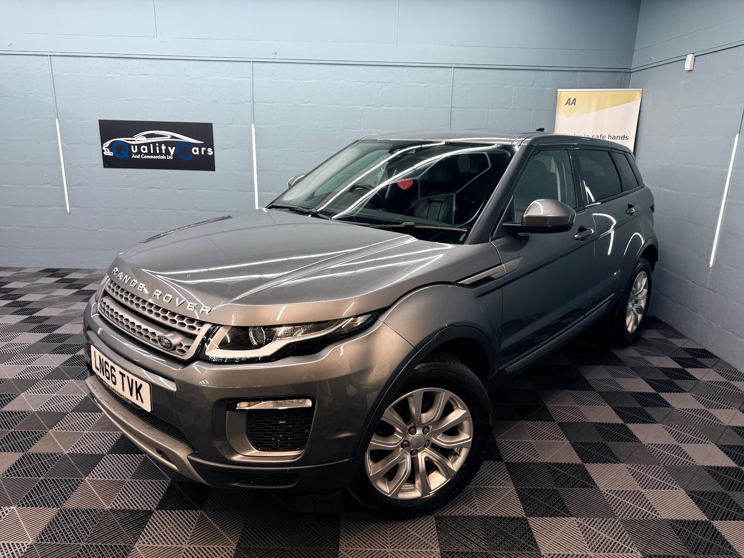 Used Land Rover Range Rover Evoque 2016 for sale - 76671671: Photo 1