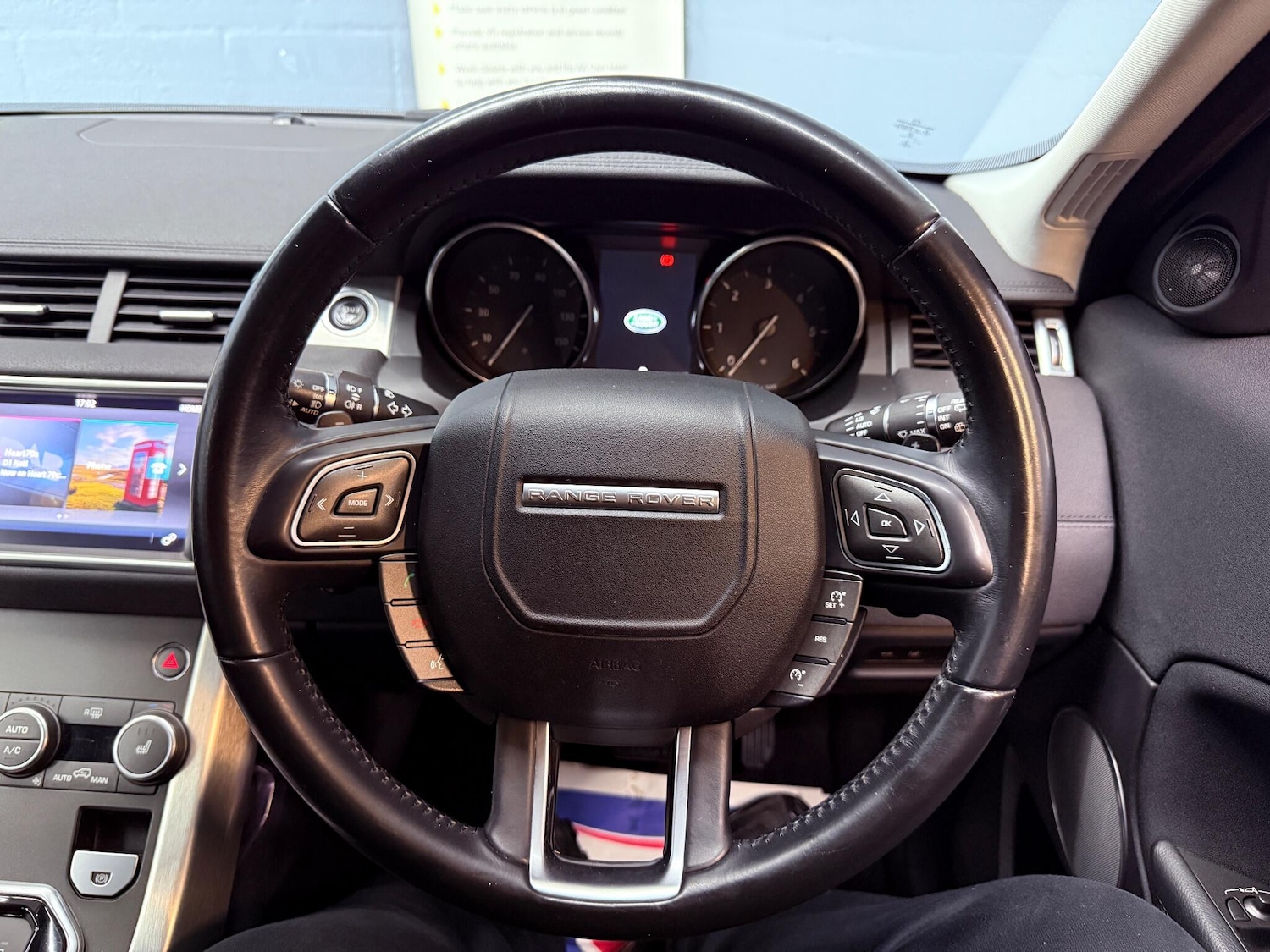 Used Land Rover Range Rover Evoque 2016 for sale - 76671671: Photo 22