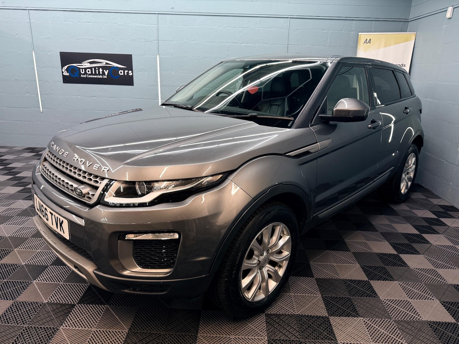 Used Land Rover Range Rover Evoque 2016 for sale - 76671671: Photo 6
