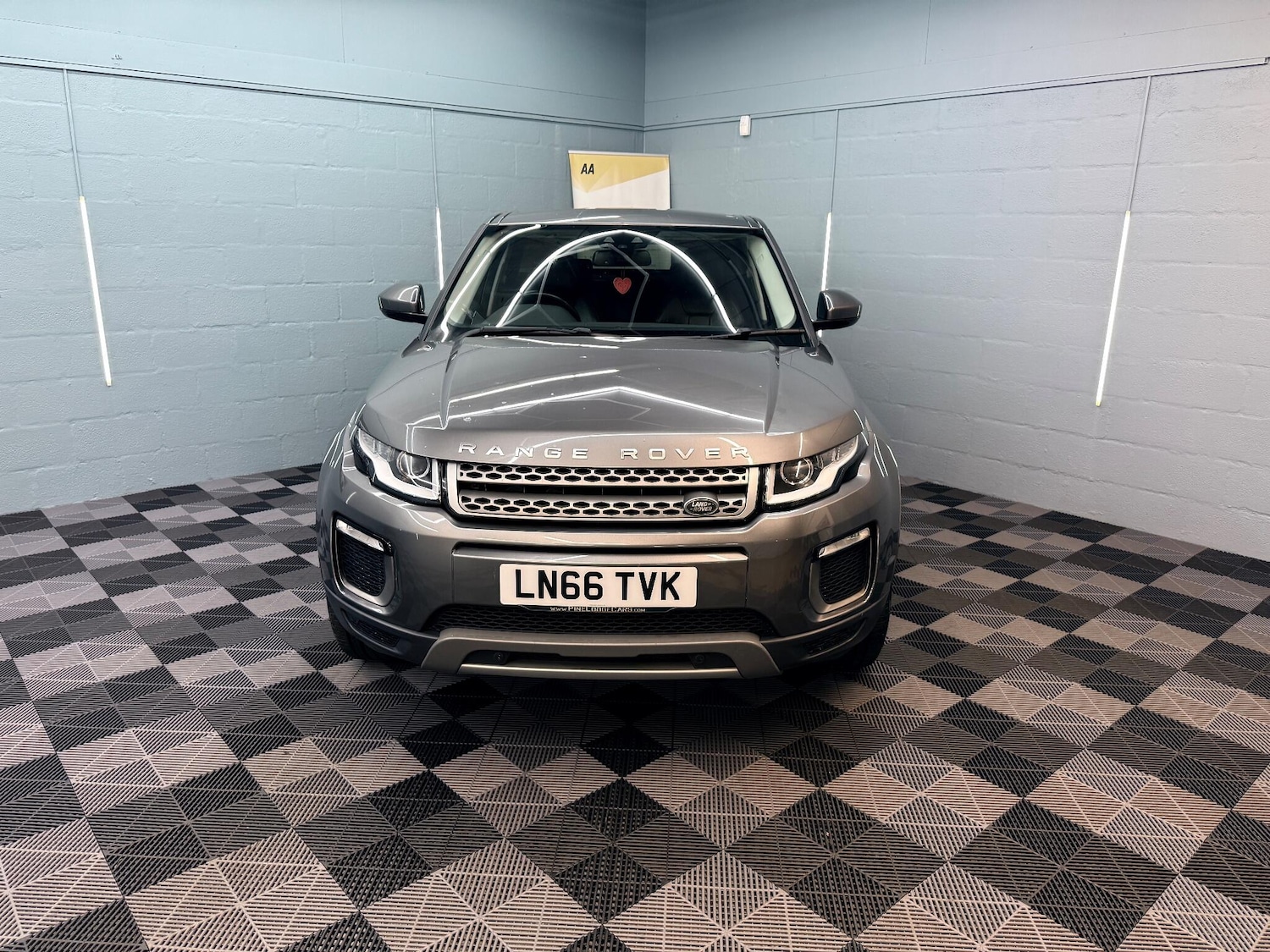 Used Land Rover Range Rover Evoque 2016 for sale - 76671671: Photo 7