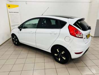 Used Ford Fiesta 2016 for sale - 74280749: Photo