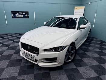 Used Jaguar XE 2015 for sale - 78822812: Photo