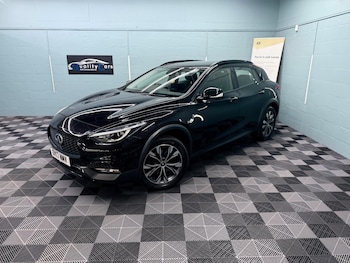 Used Infiniti QX30 2017 for sale - 78843528: Photo
