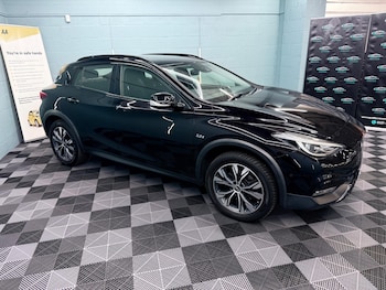 Used Infiniti QX30 2017 for sale - 78843528: Photo