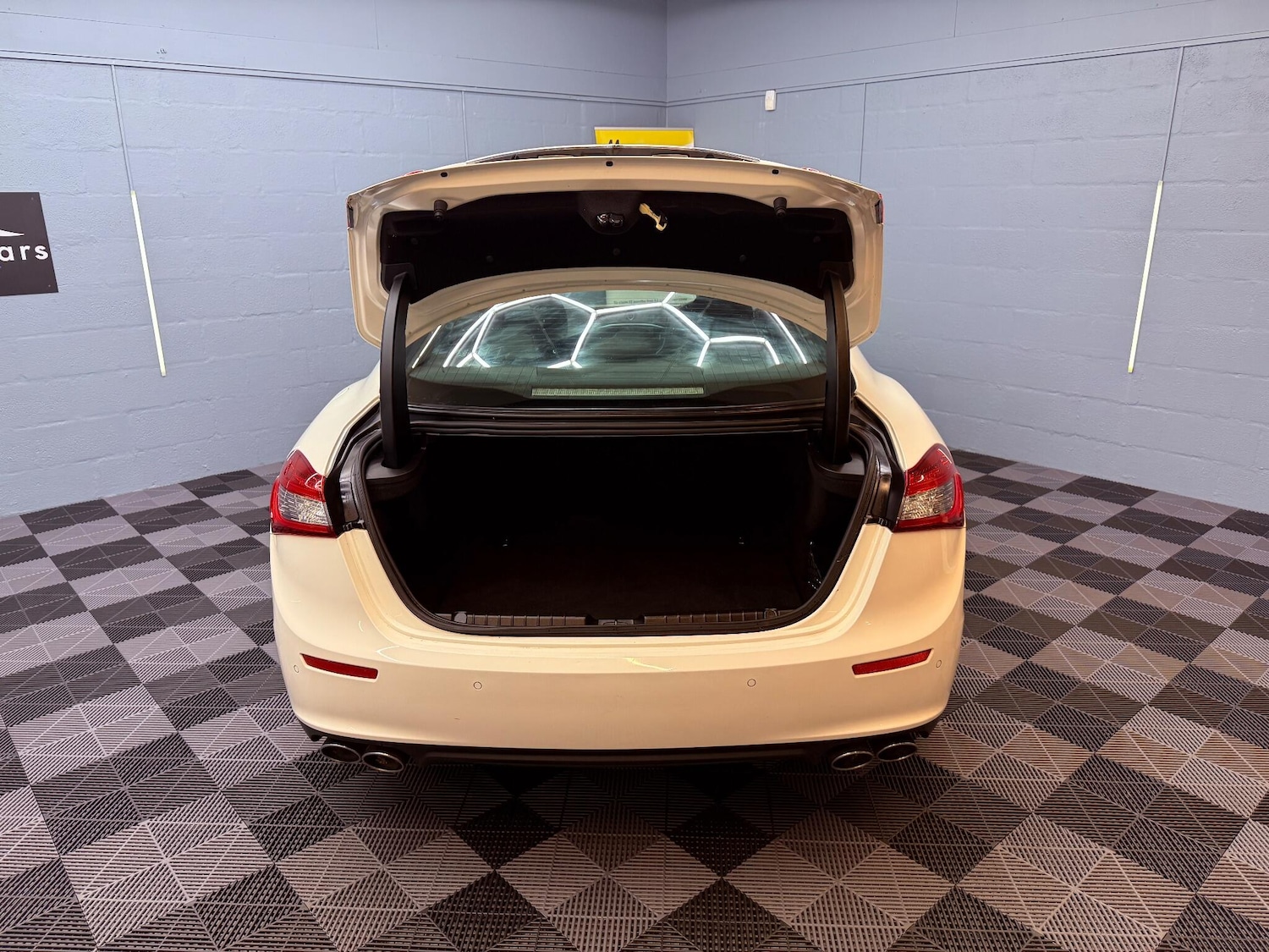 Used Maserati Ghibli 2015 for sale - 76989909: Photo 40