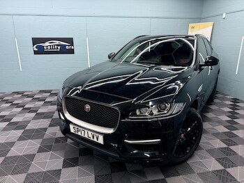 Used Jaguar F-Pace 2017 for sale - 78307187: Photo