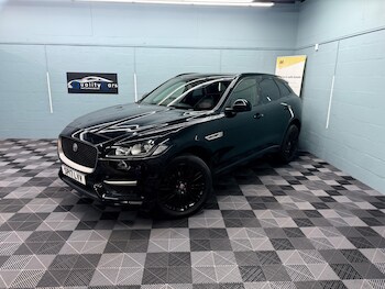 Used Jaguar F-Pace 2017 for sale - 78307187: Photo