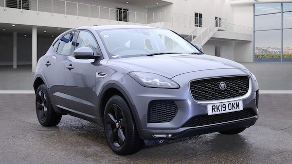 Used Jaguar E-Pace 2019 for sale - 76214063: Photo 2