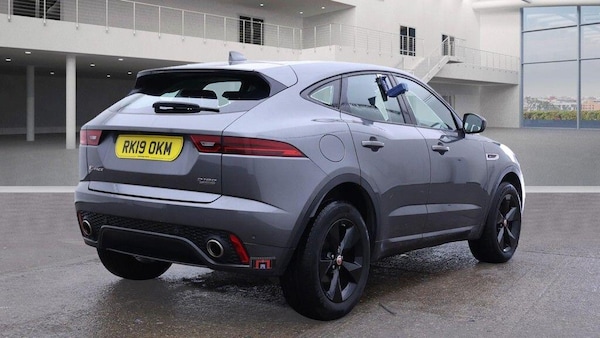 Used Jaguar E-Pace 2019 for sale - 76214063: Photo 4