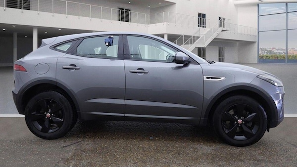 Used Jaguar E-Pace 2019 for sale - 76214063: Photo 5