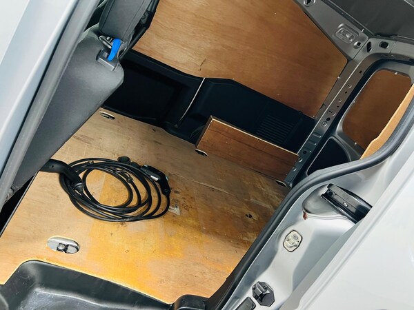 Used Citroen Berlingo 2018 for sale - 76189527: Photo 31