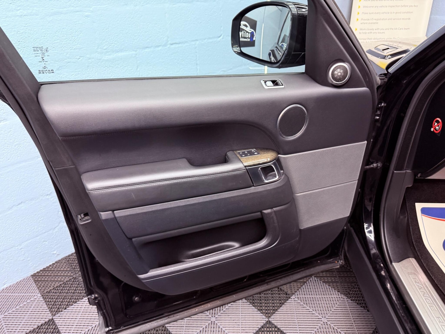 Used Land Rover Range Rover Sport 2018 for sale - 77230524: Photo 32