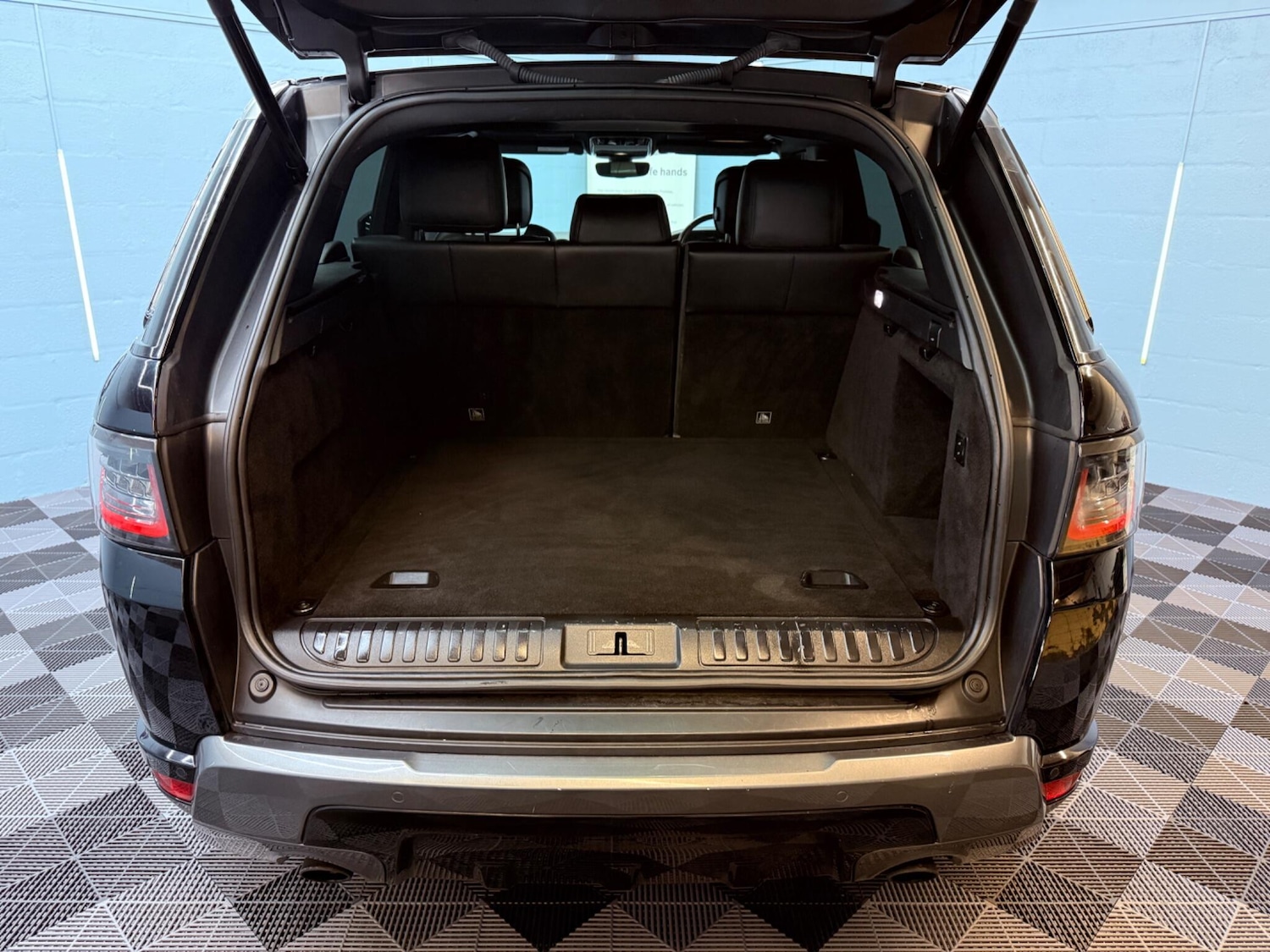 Used Land Rover Range Rover Sport 2018 for sale - 77230524: Photo 44