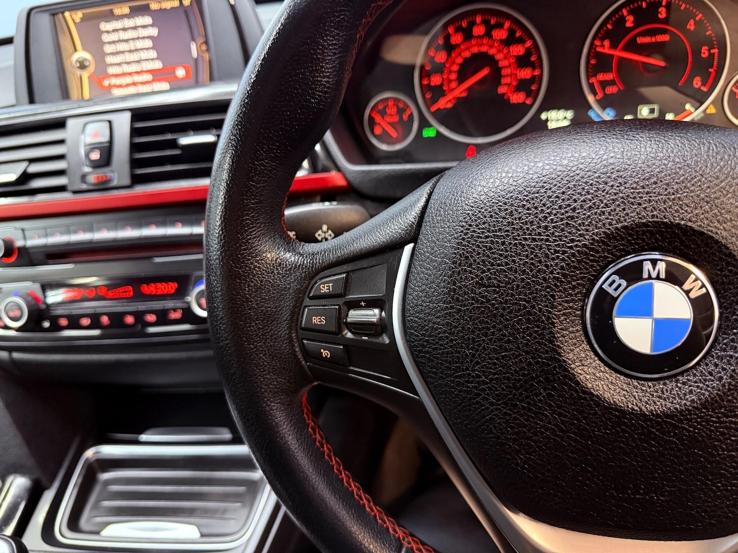 Used BMW 3 Series Gran Turismo 2013 for sale - 75928553: Photo 17