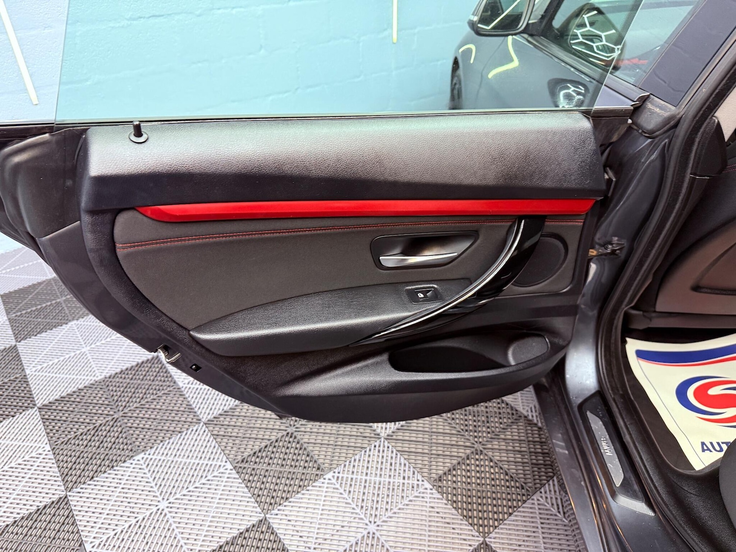 Used BMW 3 Series Gran Turismo 2013 for sale - 75928553: Photo 25