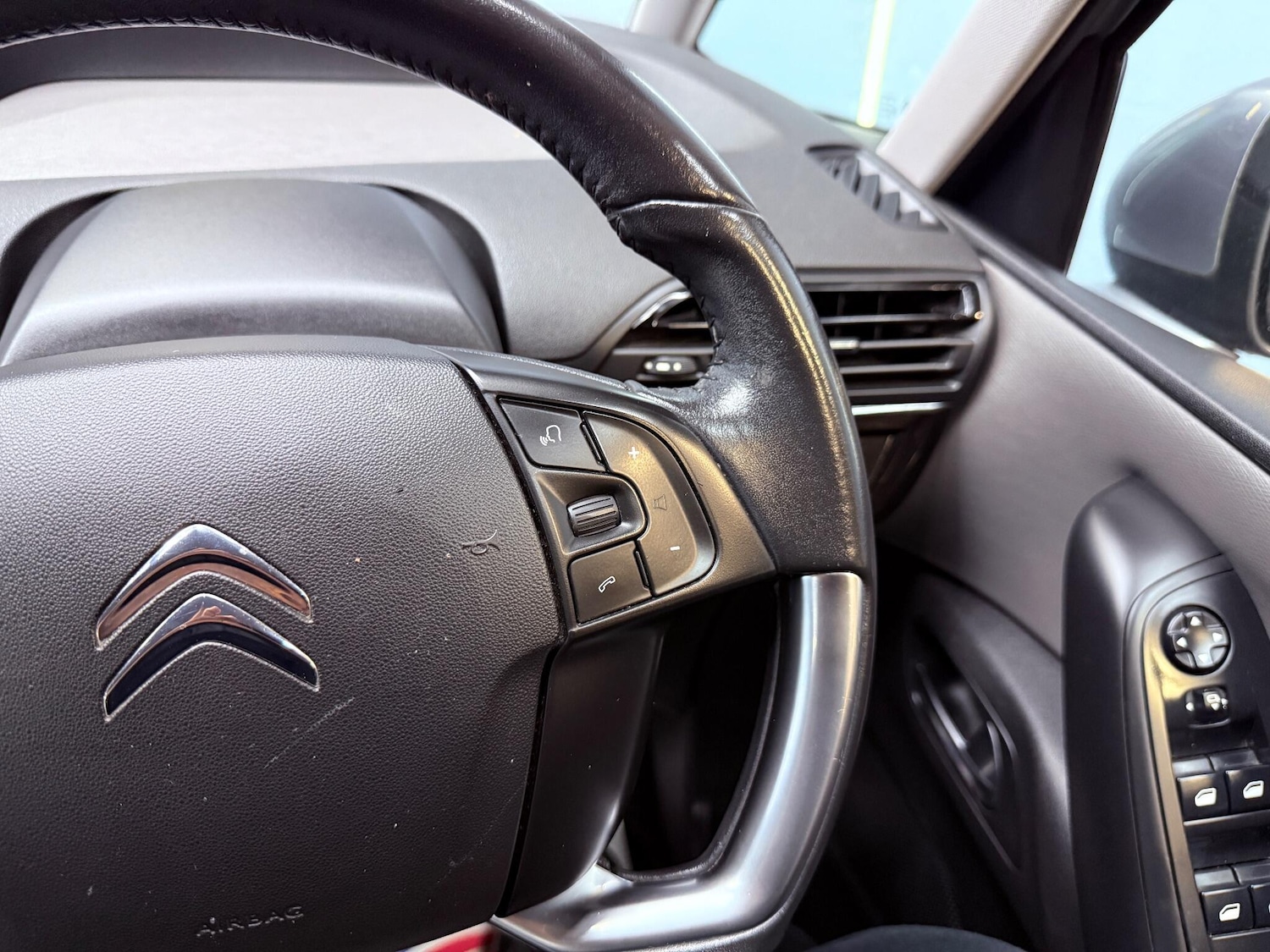 Used Citroen C4 Grand Picasso 2017 for sale - 76994546: Photo 19