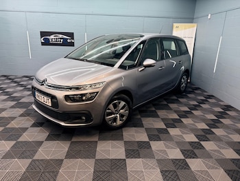 Used Citroen C4 Grand Picasso 2017 for sale - 76994546: Photo