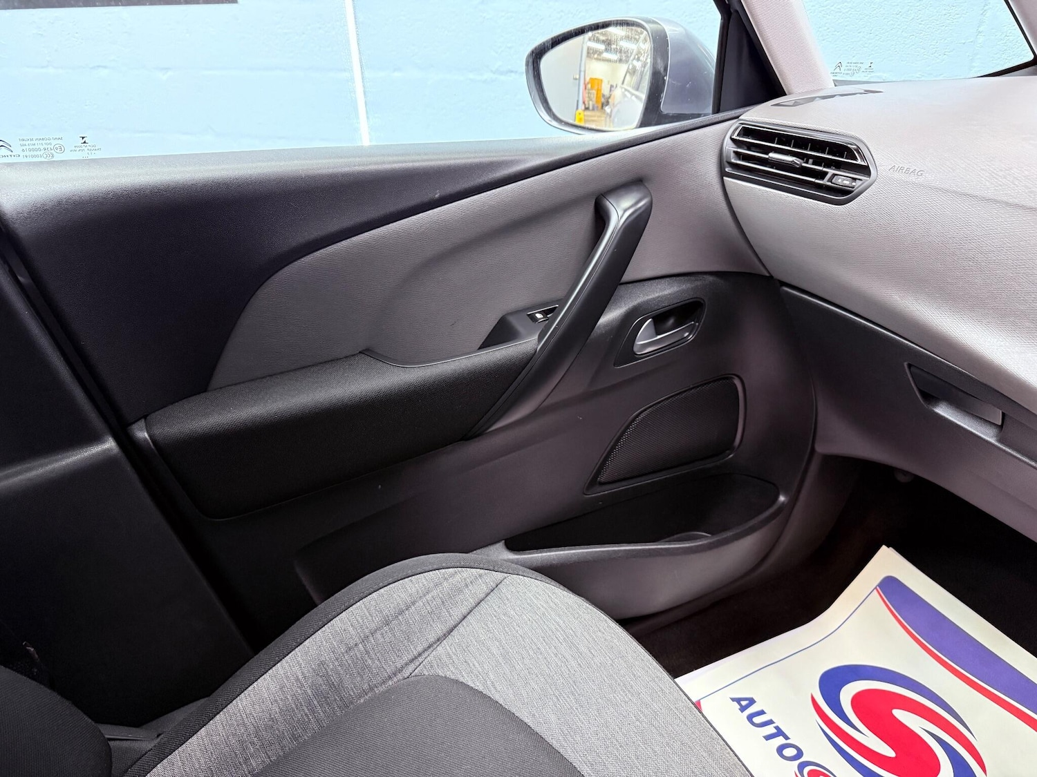 Used Citroen C4 Grand Picasso 2017 for sale - 76994546: Photo 9