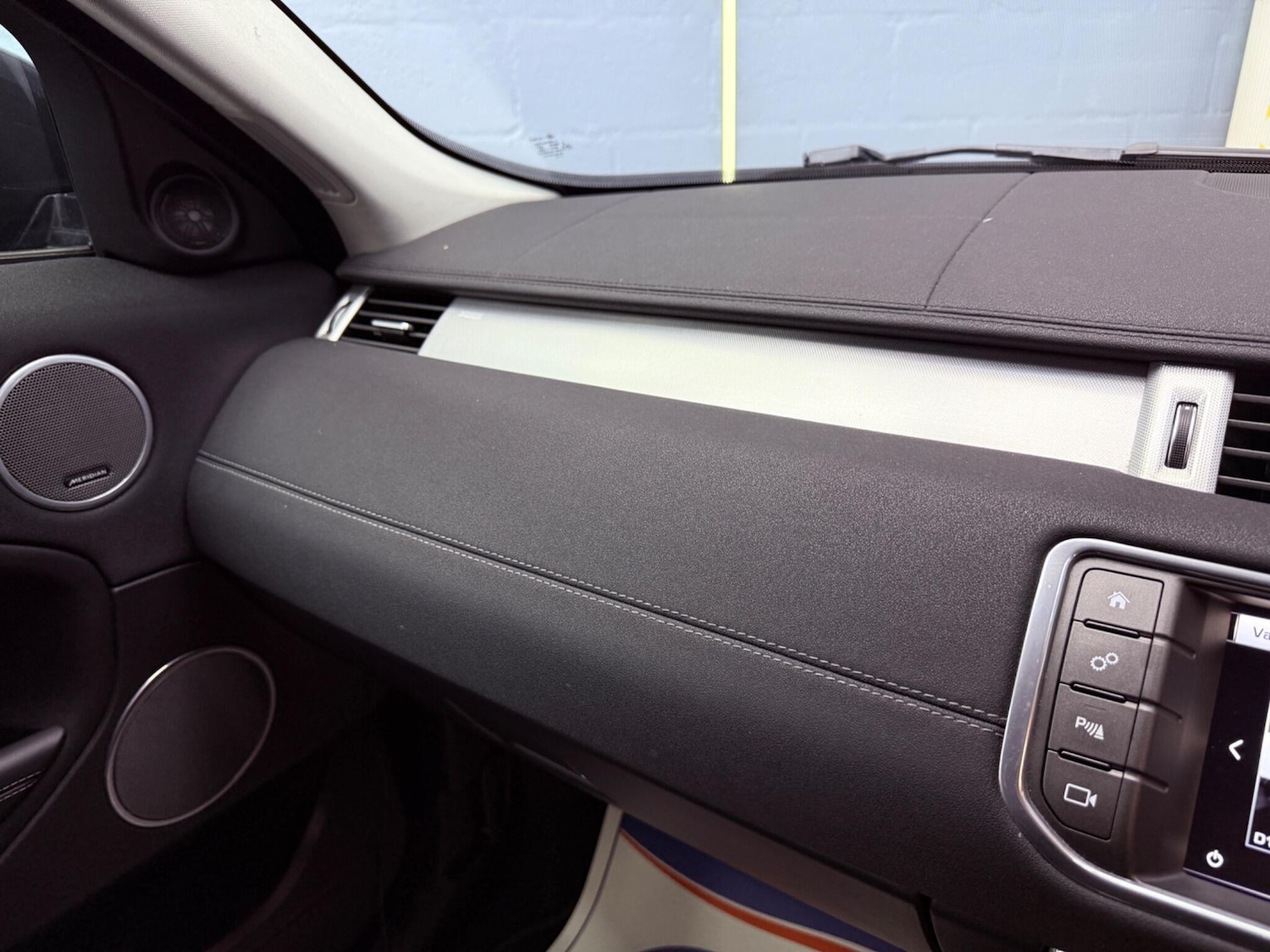 Used Land Rover Range Rover Evoque 2016 for sale - 77683228: Photo 15