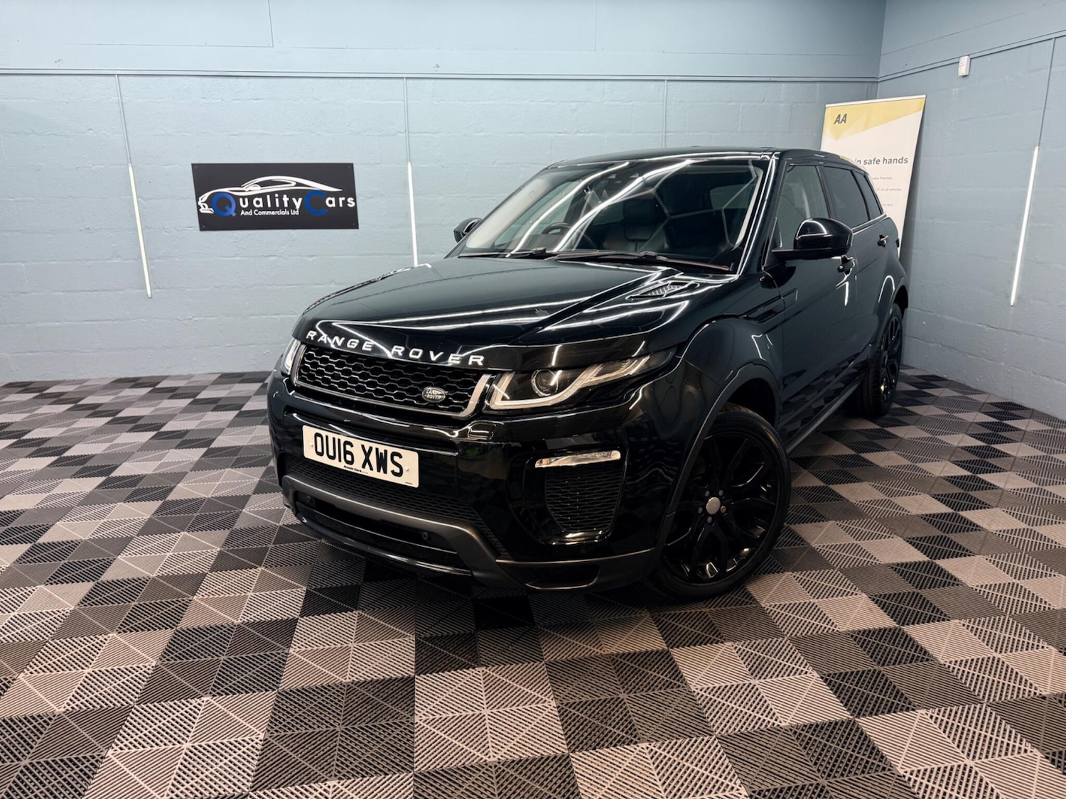 Used Land Rover Range Rover Evoque 2016 for sale - 77683228: Photo 2