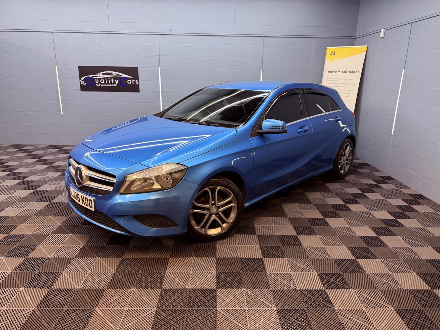 Used Mercedes-Benz A-Class 2014 for sale - 77101892: Photo 2