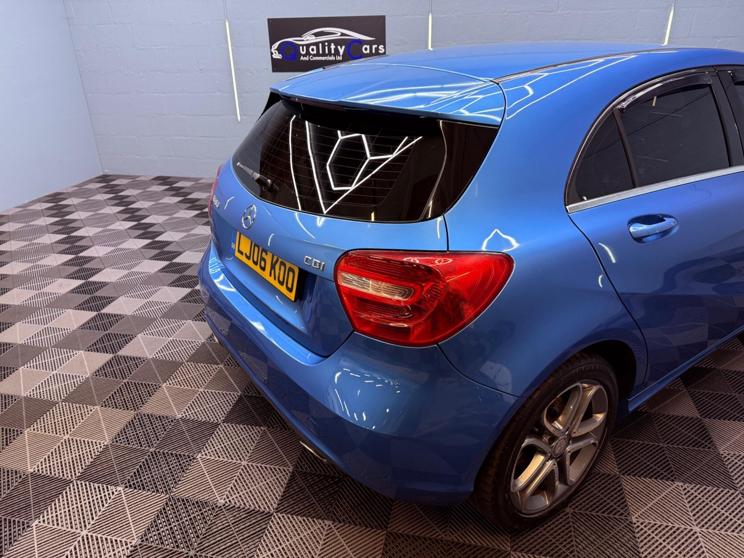 Used Mercedes-Benz A-Class 2014 for sale - 77101892: Photo 35