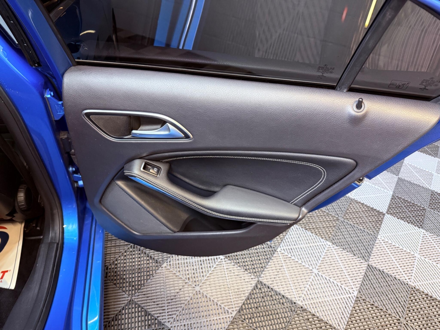 Used Mercedes-Benz A-Class 2014 for sale - 77101892: Photo 36